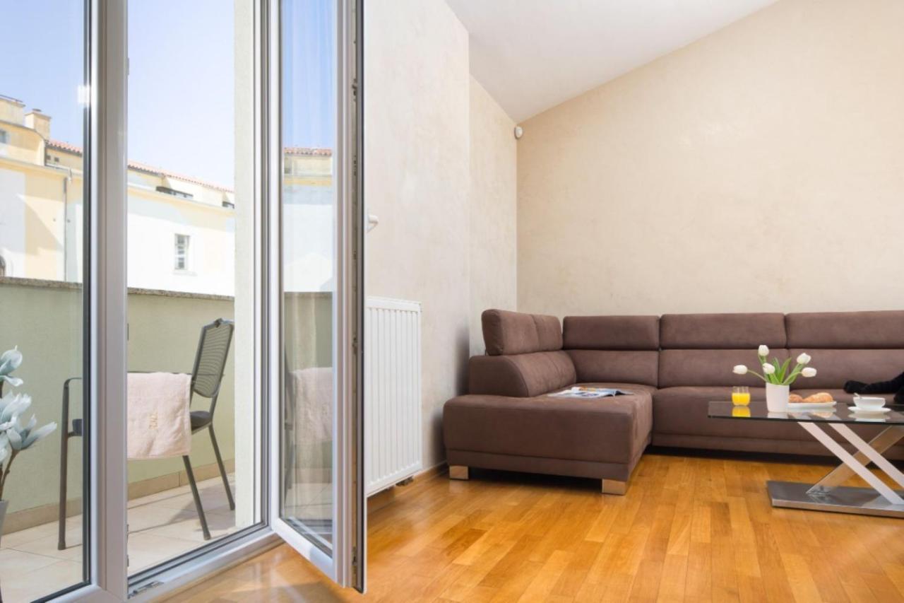 Apartment Leonardo プーラ エクステリア 写真
